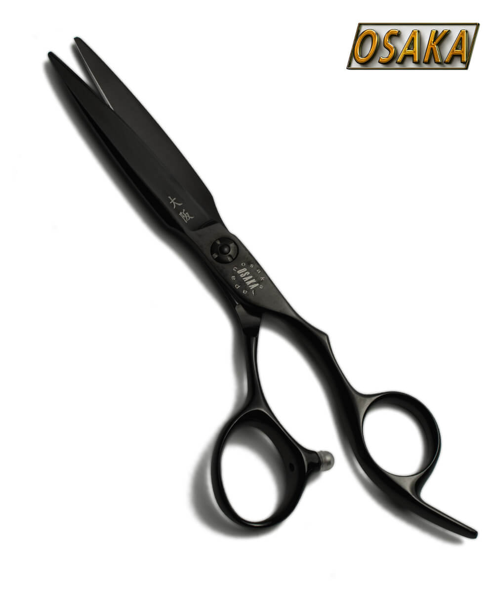 Ciseaux de coiffure OSAKA HADES – finition noire mate, lame droite japonaise et manche ergonomique courbé avec repose-doigt allongé