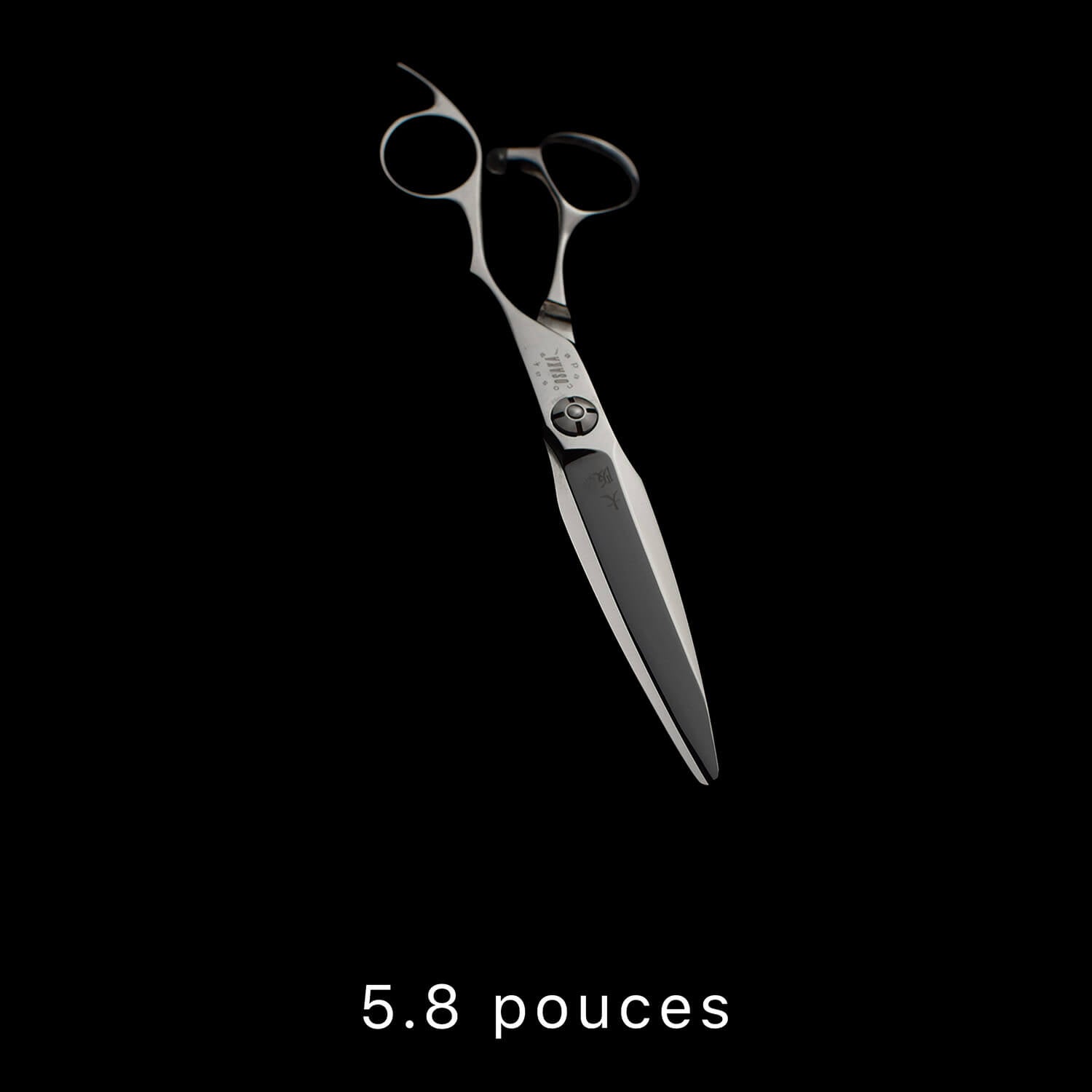 Ciseaux de coiffure OSAKA IKA en taille 5.8", parfaits pour un usage polyvalent et précis en salon.