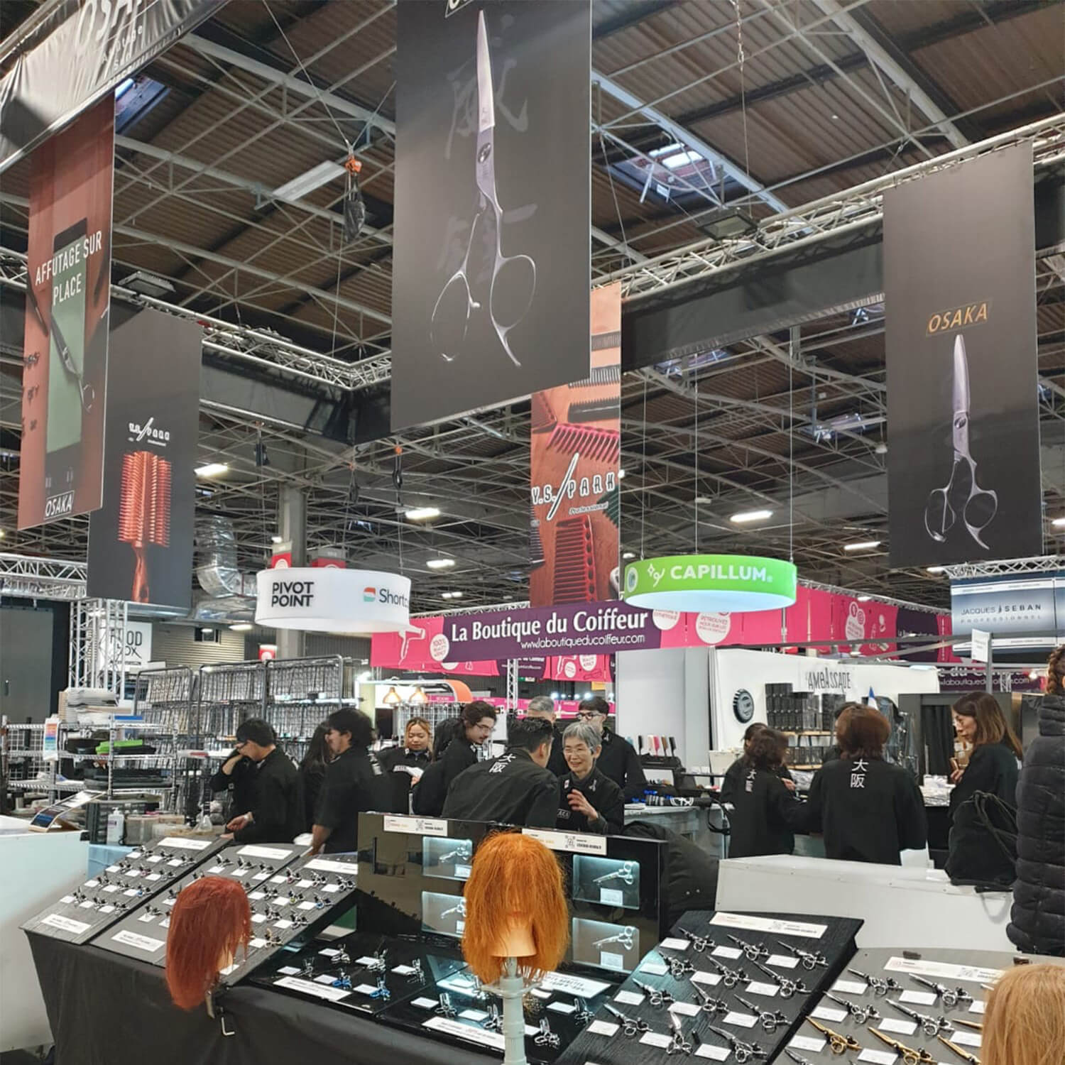 Stand des ciseaux osaka beauté sélection MCB