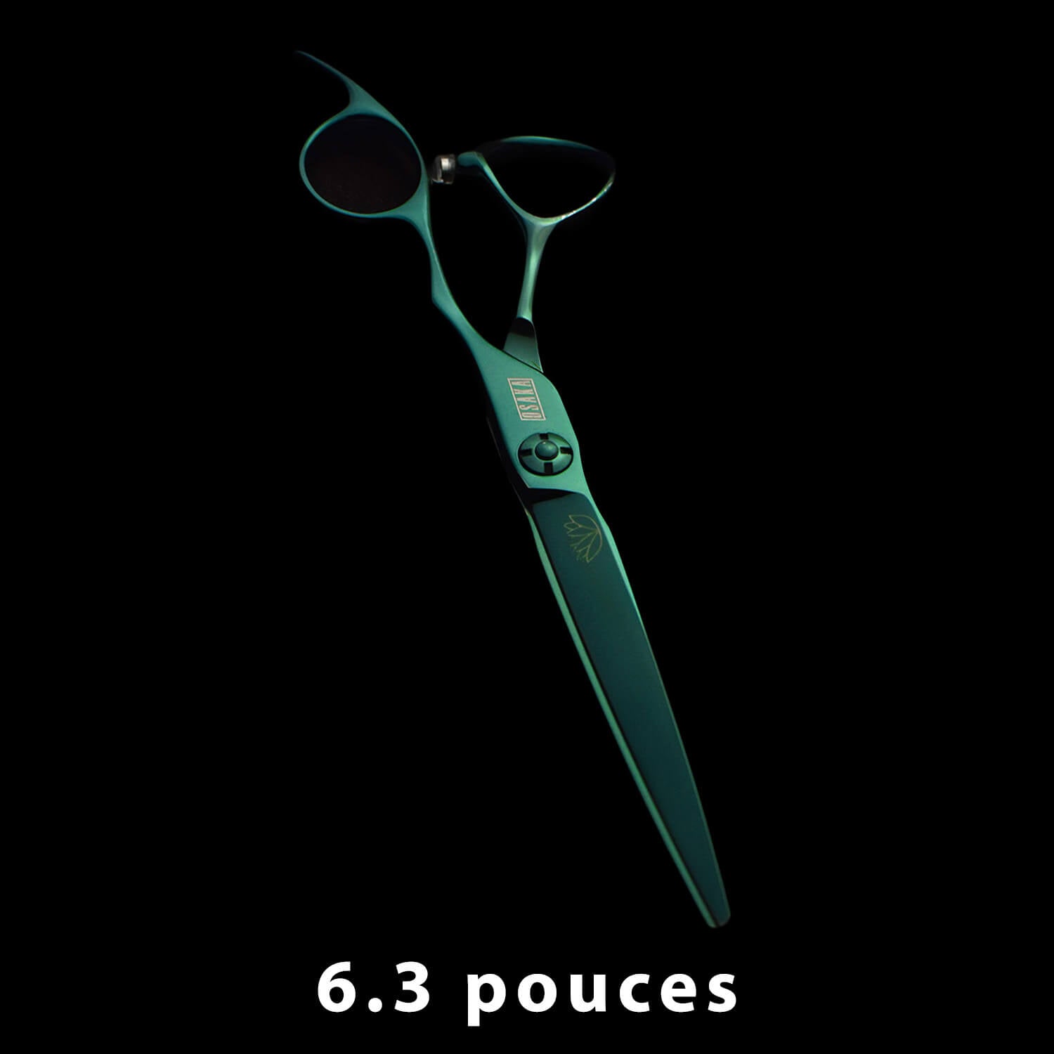 Ciseaux de coiffure OSAKA SUIREN droits 6,3 pouces, finition verte, pour coupe précise et confort ergonomique.
