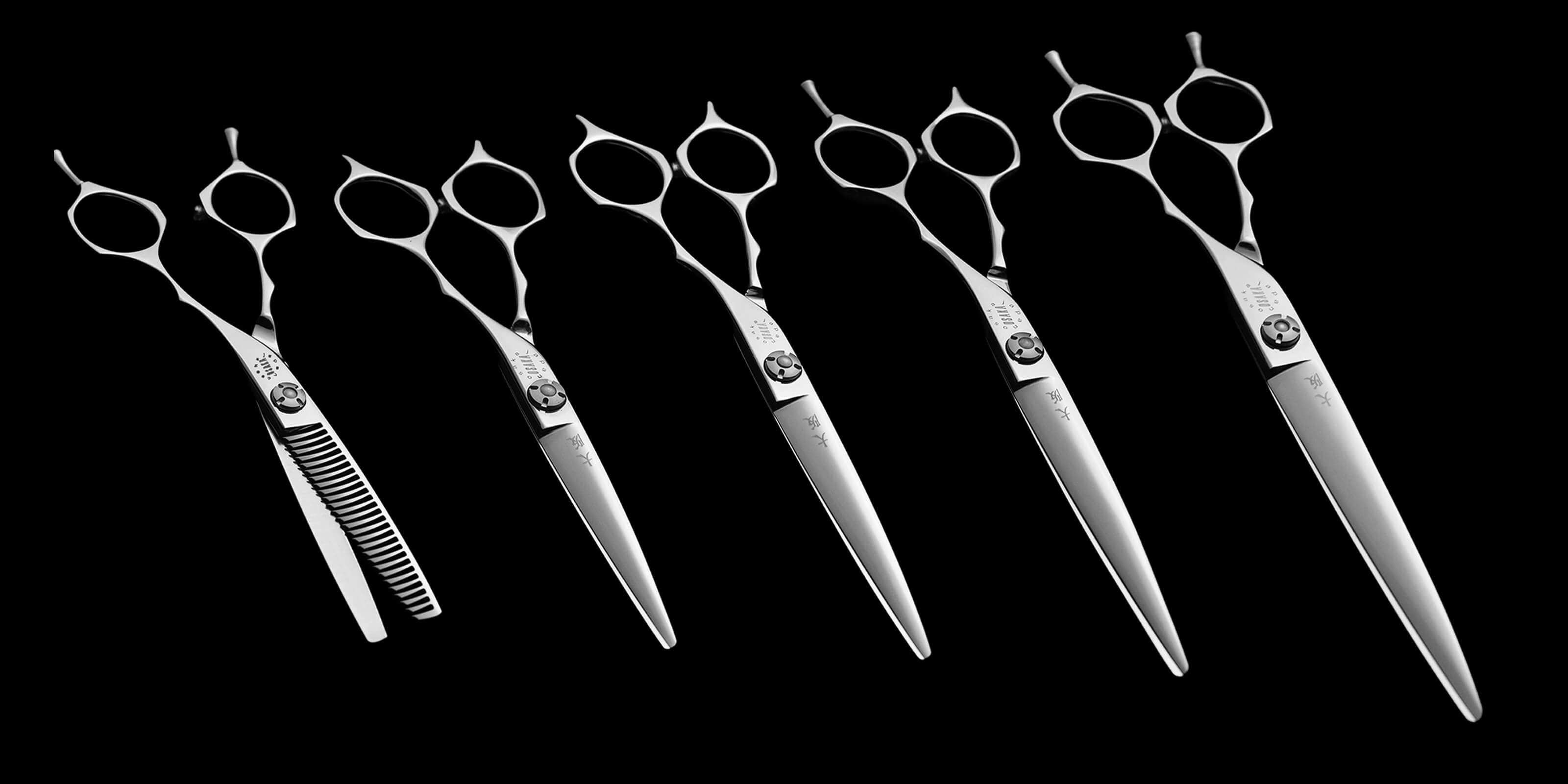 Photo des ciseaux de coupe OSAKA YH alignés montrant toutes les tailles disponibles : 5,5, 6,0, 6,5 et 7,0 pouces.