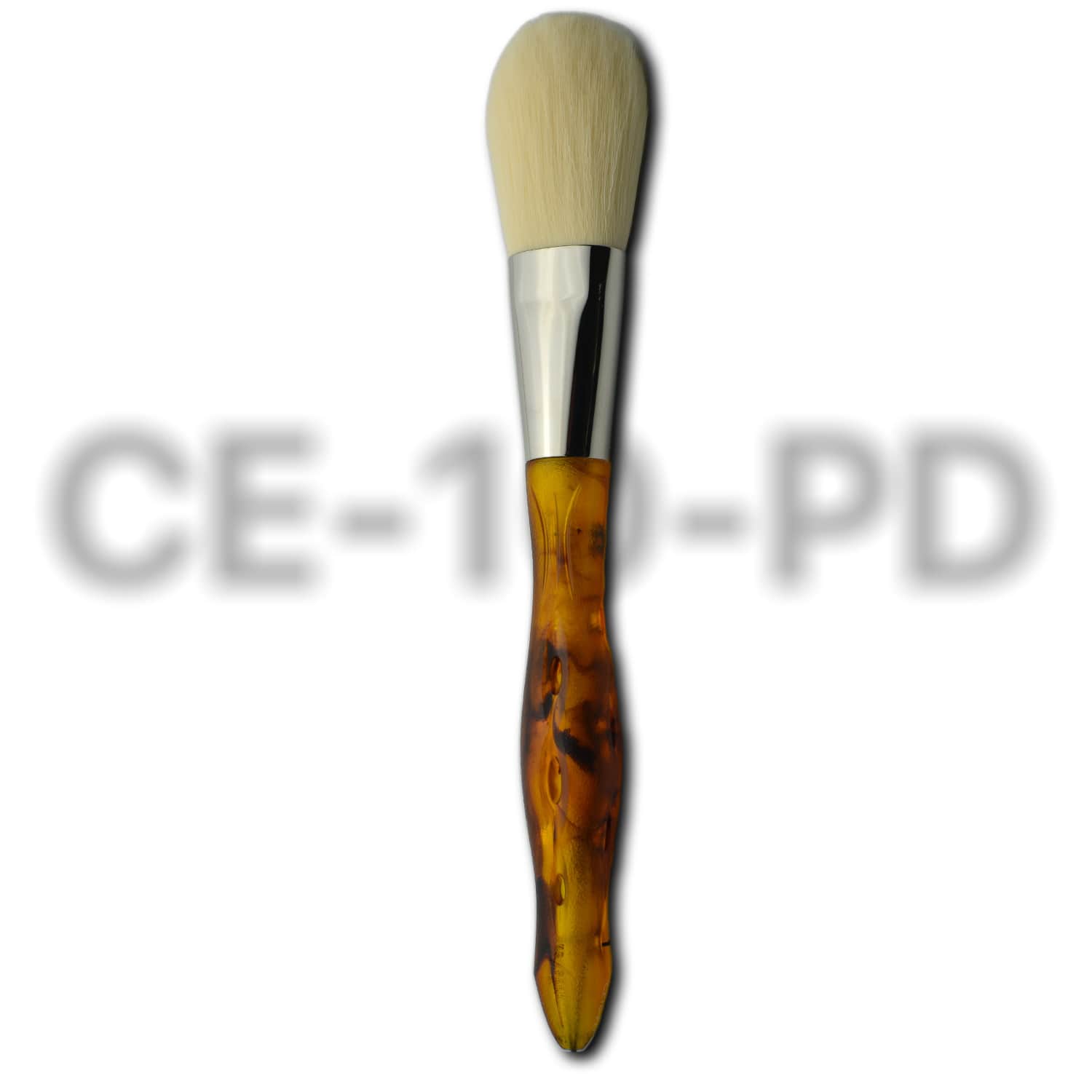 Pinceau de maquillage Y.S.PARK CE-10-PD avec poils noirs souples et arrondis, manche ergonomique perforé noir, idéal pour l’application de poudre libre ou compacte avec précision et légèreté.
