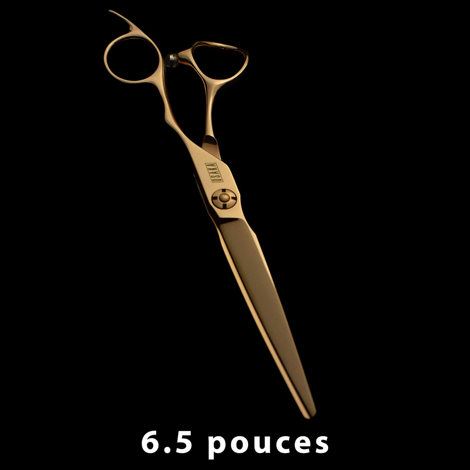 Ciseaux droits OSAKA C2K en 6,5 pouces, longues lames robustes en acier japonais et manche ergonomique avec anneau du pouce recourbé, parfaits pour les grandes sections et la coupe sur cheveux longs