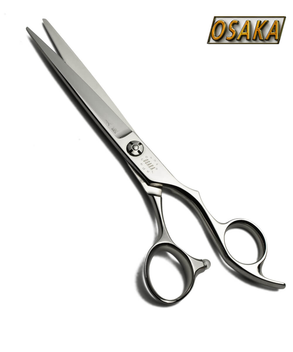 Ciseaux de coiffure professionnels OSAKA FLAT en acier poli, au design minimaliste et ergonomique, conçus pour une coupe droite précise.