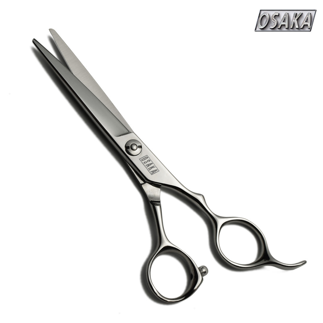 Ciseaux droits OSAKA GX, lame droite forgée en acier japonais, manche ergonomique avec repose-doigt incurvé, finition acier poli — paire idéale pour la coupe précise en salon de coiffure professionnel.