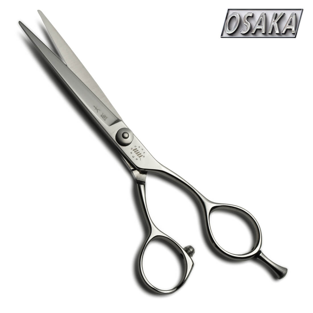Ciseaux de coiffure OSAKA YCE – lame droite en acier poli, vis noire discrète et manche classique avec repose-doigt arrondi
