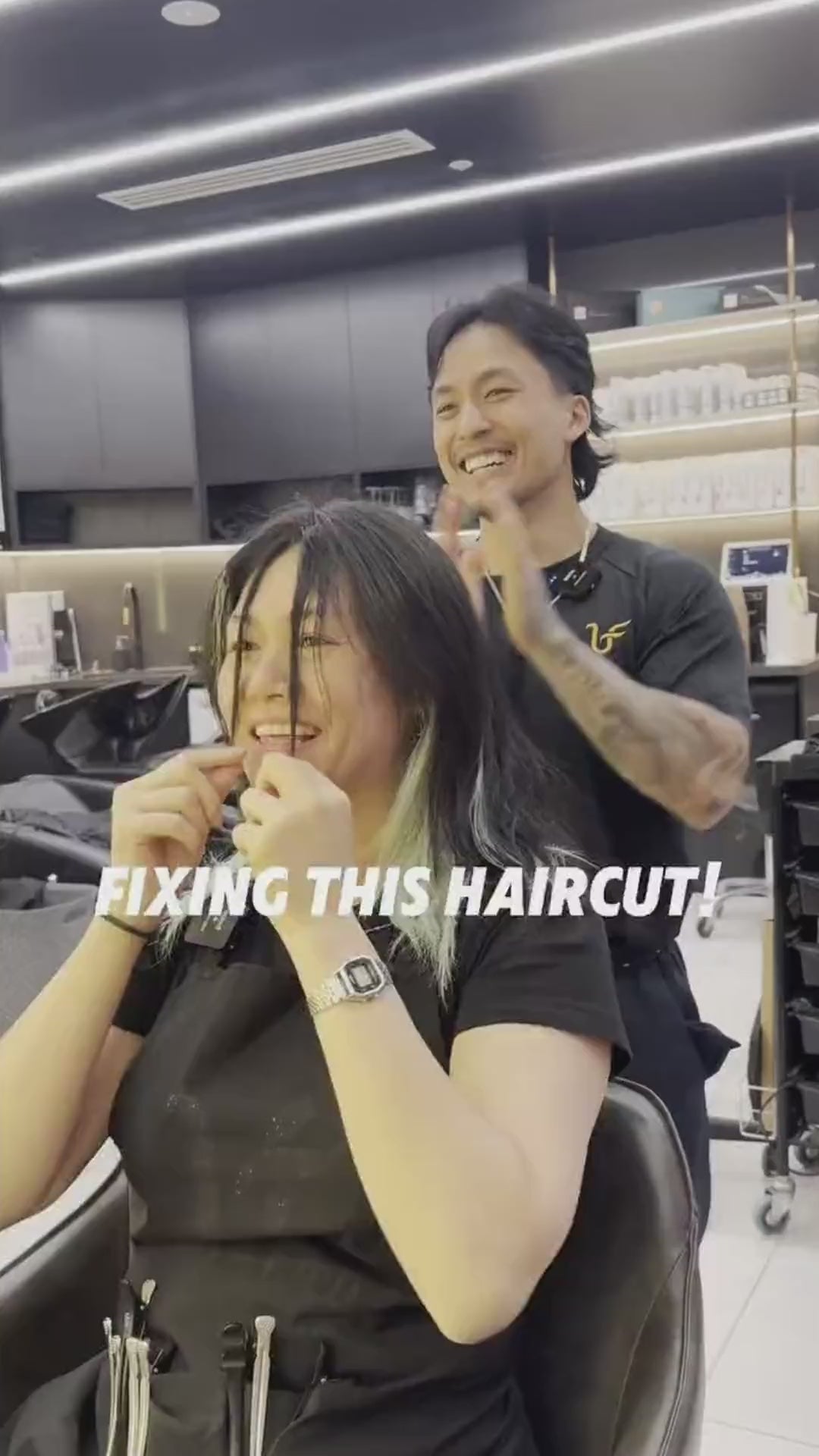 Vidéo de démonstration des ciseaux osaka dans un contexte de coupe avec Rich Tran perfectionnant un relooking sur une fille 